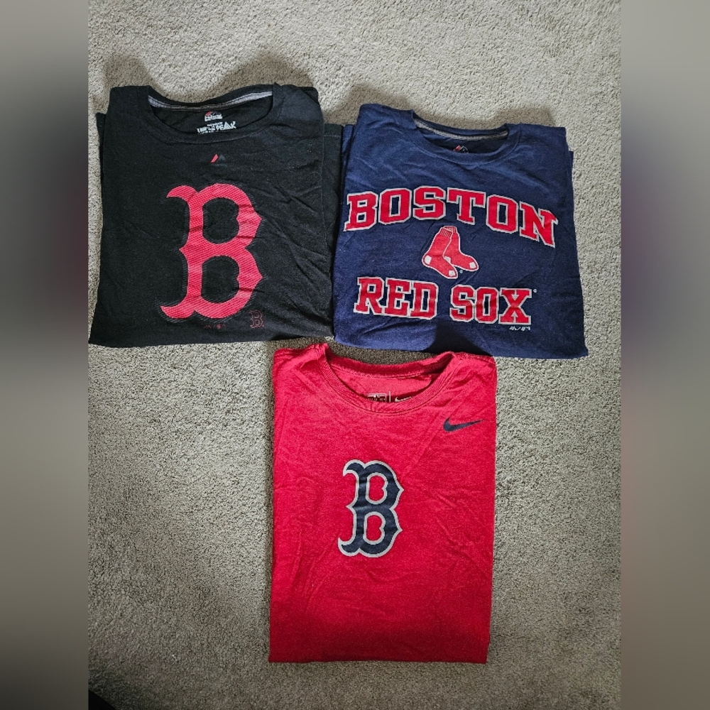 Boston Red Sox T-Shirts Size 2xl
